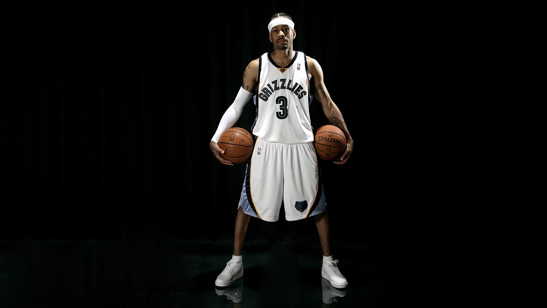 小牛主帅称东契奇为“本时代最全能球员”，东契奇是小前锋还是得分后卫